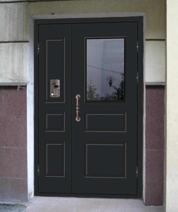 Парадная дверь с черным влагостойким окрашенным МДФ и стеклянной вставкой