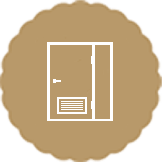 Одностворчатая дверь в котельную с боковой вставкой