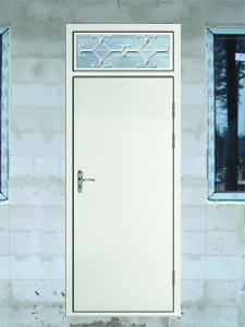 Металлическая дверь с остекленной фрамугой и кованой решеткой